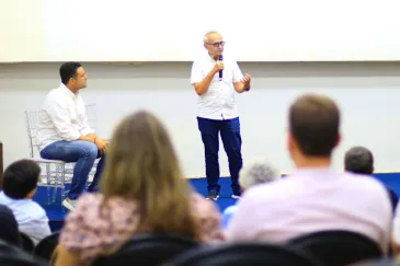 Resgate e desenvolvimento - Cícero Lucena defende integração de ações para revitalizar o Centro Histórico