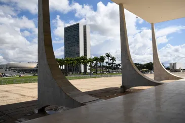 Senado e Câmara pedem anulação de decretos que elevaram IOF 