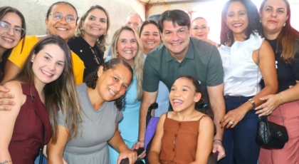 Assist&ecirc;ncia integral - Leo Bezerra entrega Centro Dia e amplia rede de prote&ccedil;&atilde;o e inclus&atilde;o em Jo&atilde;o Pessoa